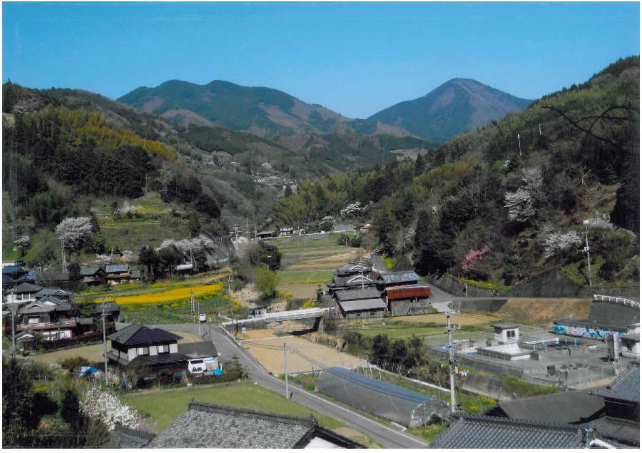 山あいの風光明媚な土地